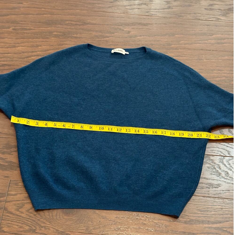 R Label 100% Wool Navy Dolman Sleeve Sweater Size S/M - Picture 5 of 8